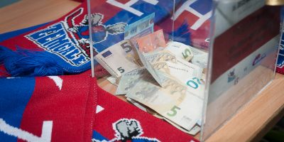 2017. gada 16. decembrī  Jelgavas Ledus hallē notika labdarības hokeja spēle “Uzbur svētku prieku”, kuru aizvadija HK “Zemgale/LLU” un Jelgavas Ledus sporta skolas (JLSS) apvienotā komanda pret Zemgales Amatieru hokeja līgas (ZAHL) izlases komandu.