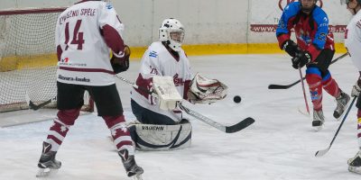 2017. gada 16. decembrī  Jelgavas Ledus hallē notika labdarības hokeja spēle “Uzbur svētku prieku”, kuru aizvadija HK “Zemgale/LLU” un Jelgavas Ledus sporta skolas (JLSS) apvienotā komanda pret Zemgales Amatieru hokeja līgas (ZAHL) izlases komandu.