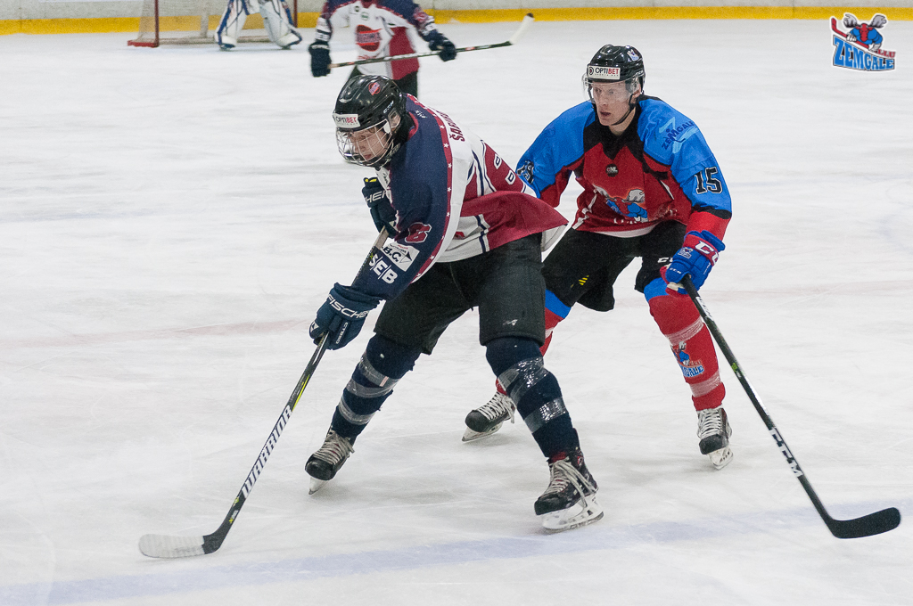 Optibet hokeja līgas regulārā čempionāta spēlē 2017. gada 06. decembrī Jelgavas ledus hallē "Zemgale/LLU" tiekās ar HK "Prizma".