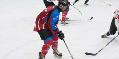 Latvijas bērnu un jauniešu čempionāta spēle starp "JLSS U18" un "Valmieras HK" Jelgavas ledus hallē Jelgavā 2018. gada 13. janvārī.