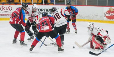 Latvijas bērnu un jauniešu čempionāta spēle starp "JLSS U18" un "Valmieras HK" Jelgavas ledus hallē Jelgavā 2018. gada 13. janvārī.