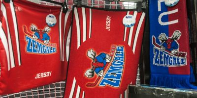 Preču kolekcija ar "Zemgale/LLU" logo.