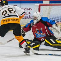 Jaunatnes attīstības hokeja līgas spēle starp HK "Zemgale/Juniors" un HK "Dinaburga" Jelgavas ledus halle 2018. gada 28. oktobrī.