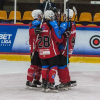 Jaunatnes attīstības hokeja līgas spēle starp HK "Zemgale/Juniors" un HK "Dinaburga" Jelgavas ledus halle 2018. gada 28. oktobrī.