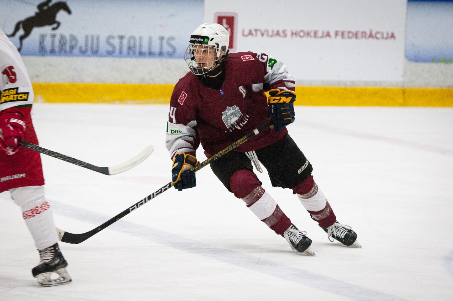 Trīs nāciju pārbaudes turnīra spēle starp Latvijas U-18 un Baltkrievijas U-18 valstsvienībā Jelgavas ledus hallē 2019. gada 14. decembrī. | Foto: Ruslans Antropovs / rusantro.com