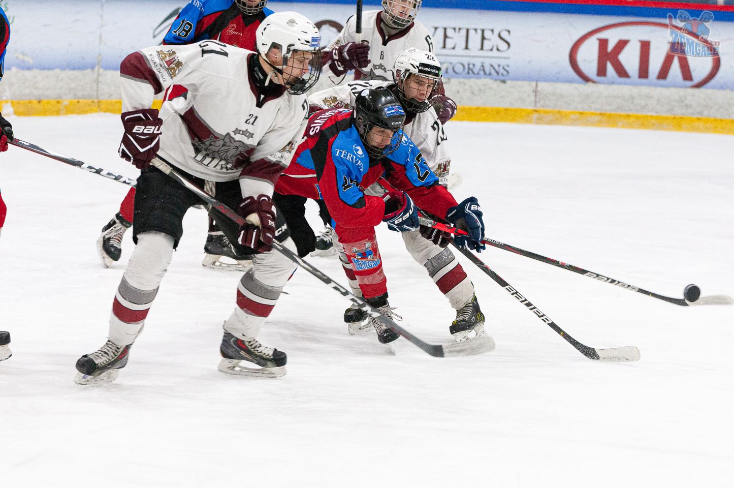 Latvijas bērnu un jauniešu hokeja čempionāta (LBJČH) U-17 vecuma grupas regulārā spēle starp “JLSS U17” un HS “Rīga 2004” Jelgavas ledus hallē 2020. gada 5. janvārī | Foto: Ruslans Antropovs / rusantro.com